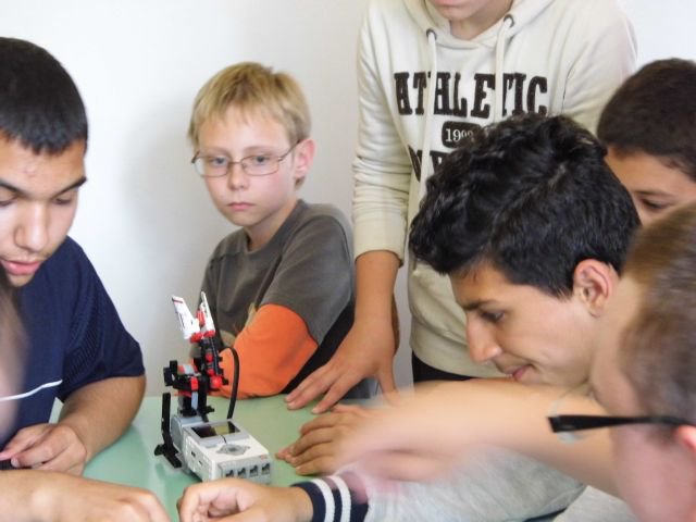 Robotépítő tábor 2014