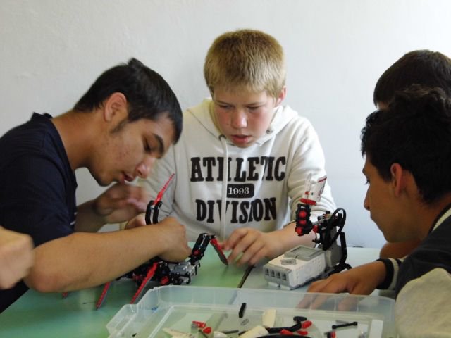 Robotépítő tábor 2014