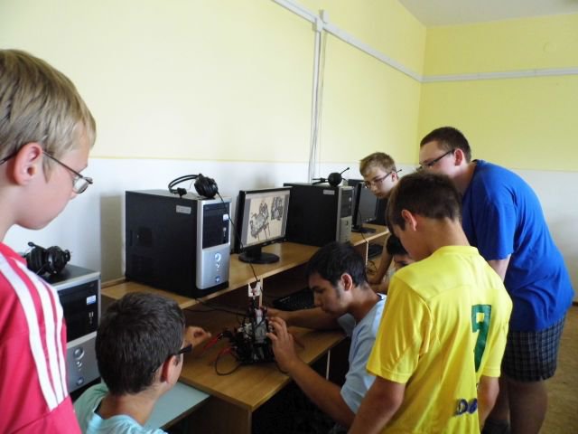 Robotépítő tábor 2014