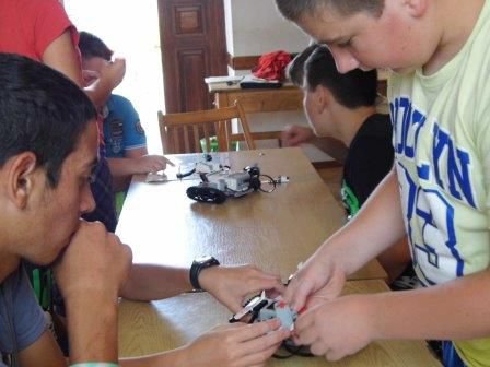 Robotépítő tábor 2014